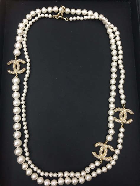 chanel necklaces for women